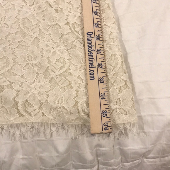 Diane Von Furstenberg stunning Ivory lace dress!! - Picture 7 of 8